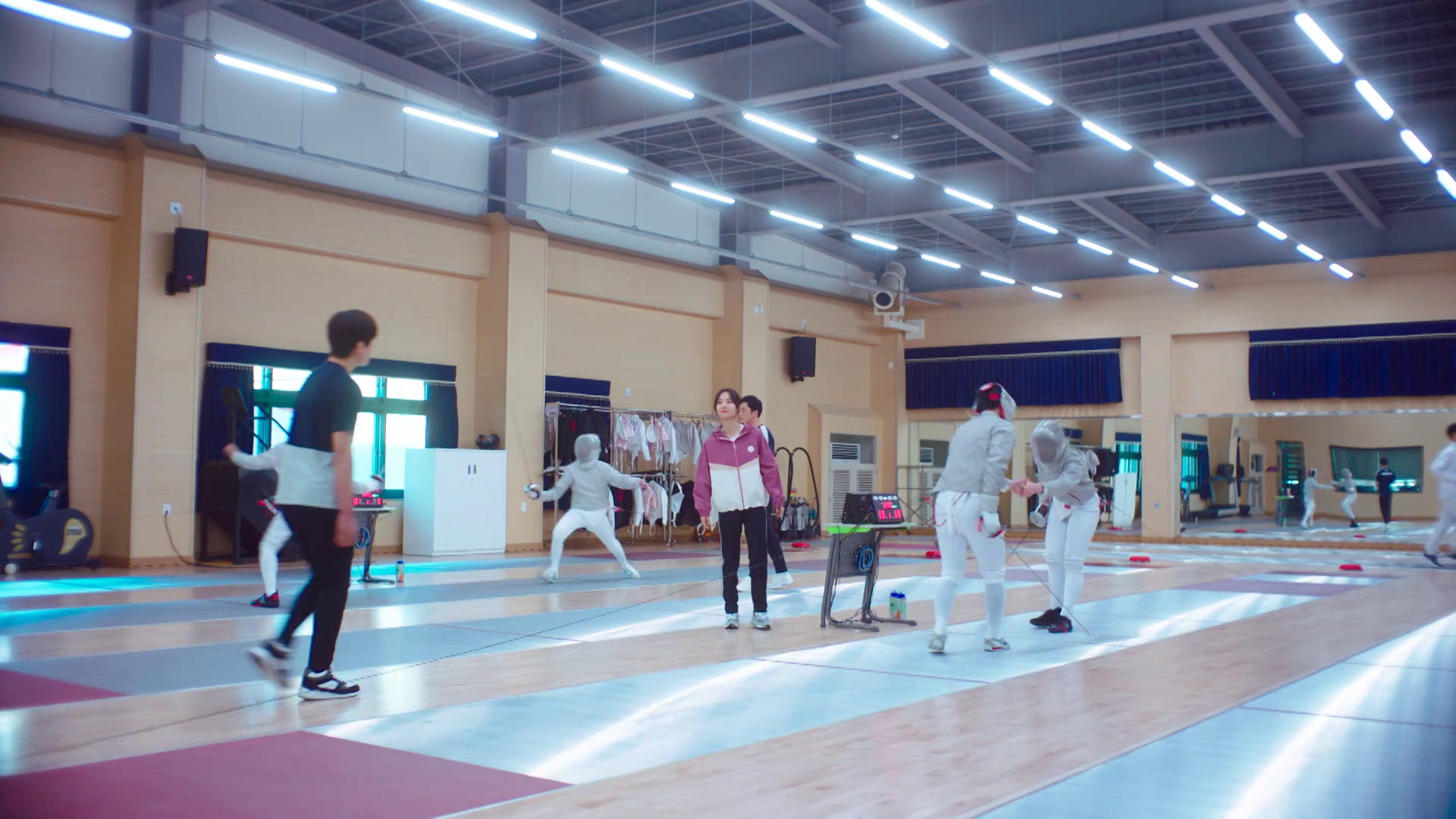 Veinticinco, veintiuno (Avistaz)